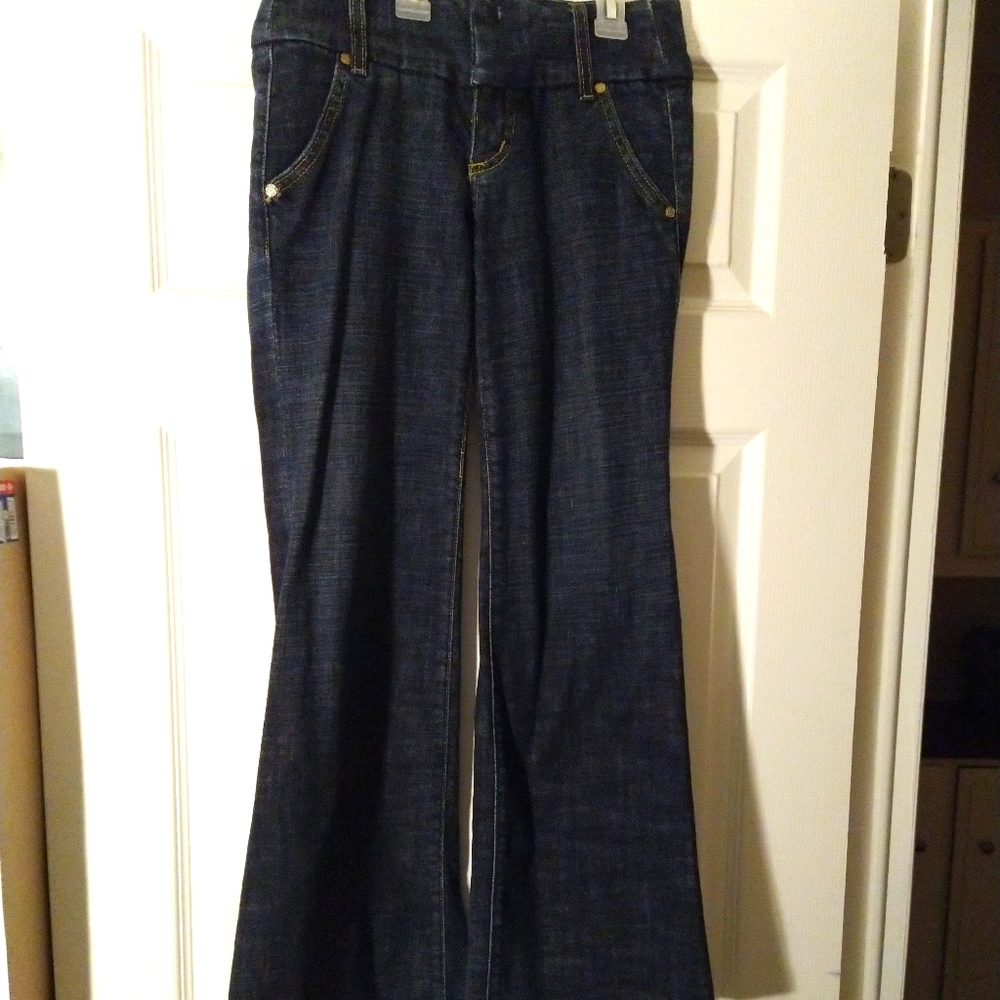Bebe low-rise wide leg flare jeans size 25